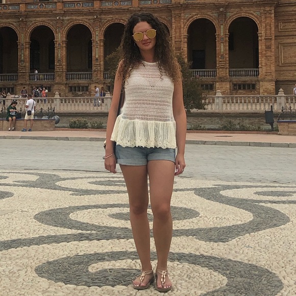 NWT Crochet Top - Picture 4 of 4